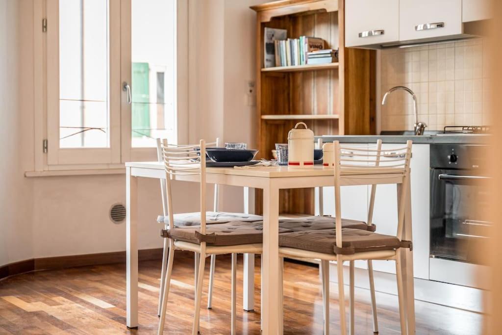 San Vitale Apartment Bologna Esterno foto